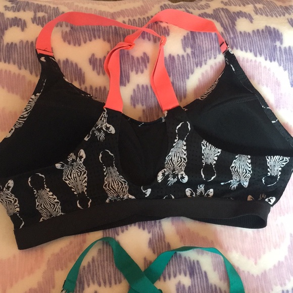 VS sports bras- 34C - Picture 5 of 5